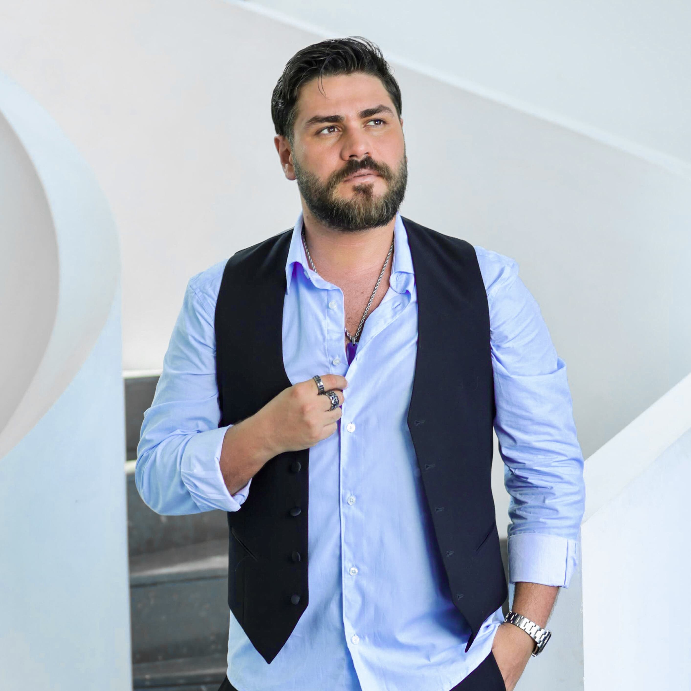 محمد المجذوب يطرح ما بتقدري ... حبيب يعاتب حبيبته (فيديو) محمد المجذوب يطرح ما بتقدري ... حبيب يعاتب حبيبته (فيديو)